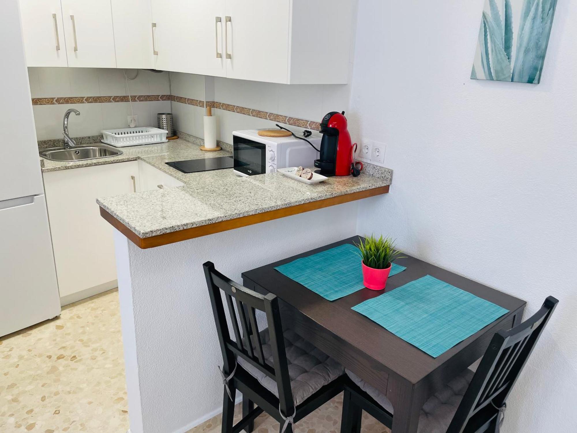 Apartamento Conil Centro Y Playa, Descanso Perfecto, Con Aire Acondicionado Y Wifi 科尼尔-德拉弗龙特拉 外观 照片